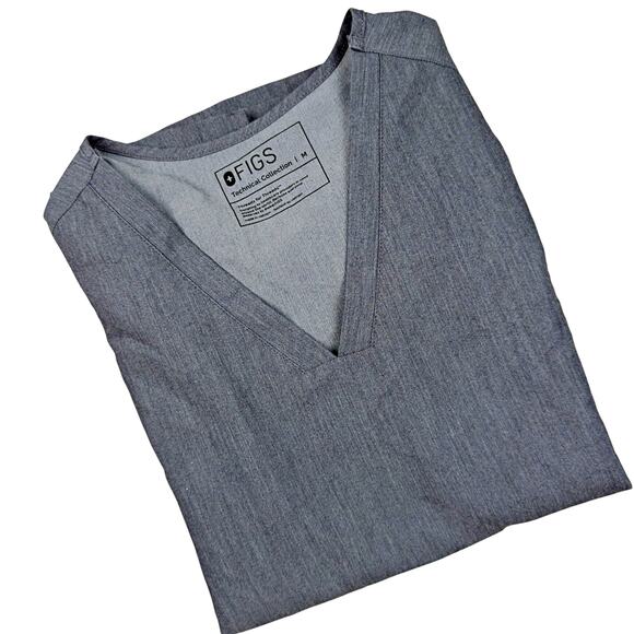 FIGS Technical Collection Casma Three Pocket Scrub Top Graphite Gray MEDIUM - Picture 1 of 6